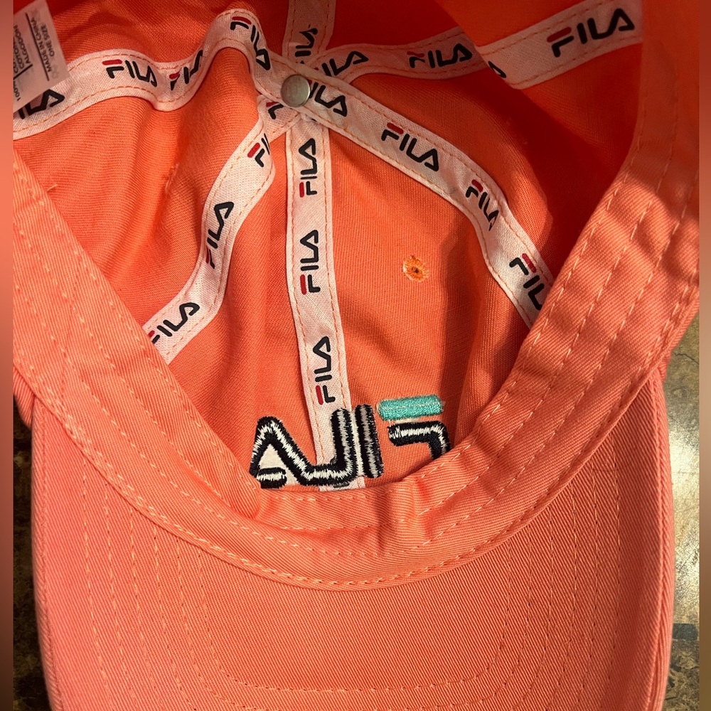 Hat - Picture 4 of 5
